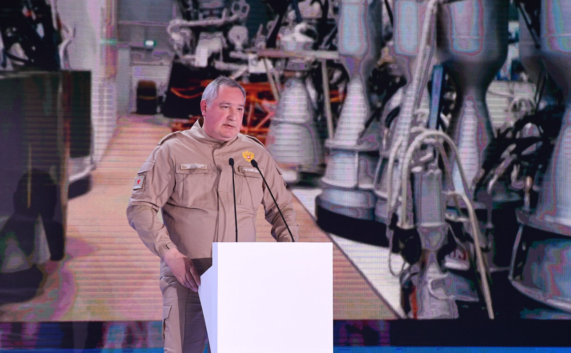 Рогозин обвинил Boeing и SpaceX в передаче данных для наведения ракет ВСУ"/>













