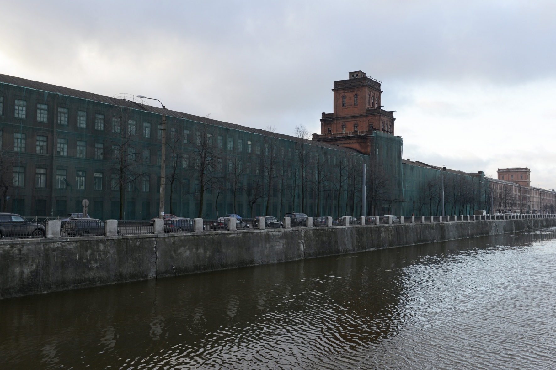 Промзону в центре Петербурга взяли под особый контроль Смольного — РБК