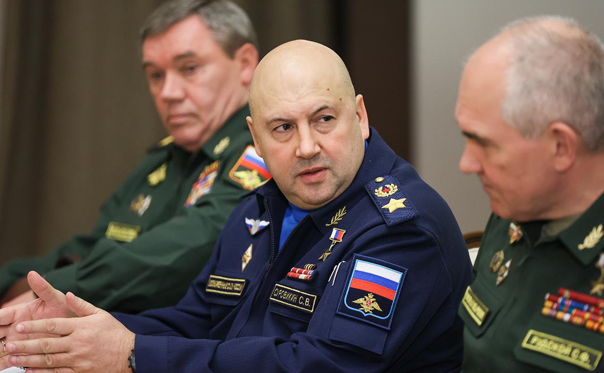 Суровикин заявил о выросших возможностях войск за счет мобилизованных"/>













