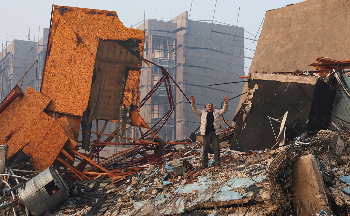 Umit Bektas / Reuters