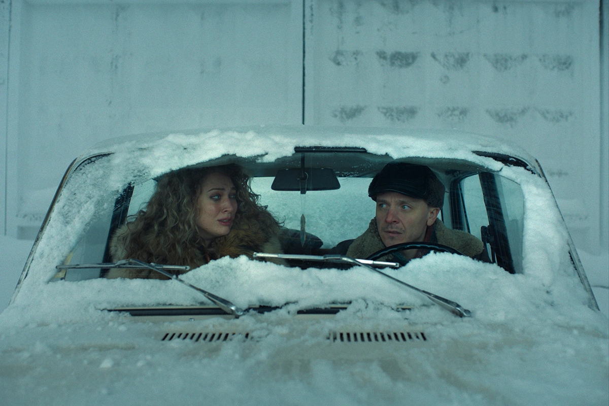 Кадр из сериала «Аутсорс»