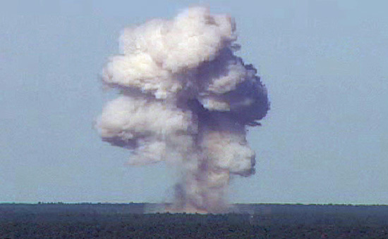 Взрыв бомбы&nbsp;GBU-43/B


