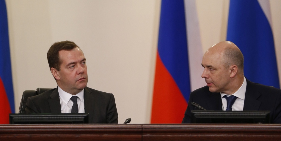 Дмитрий Медведев поручил Министерству финансов снизить ипотечные ставки