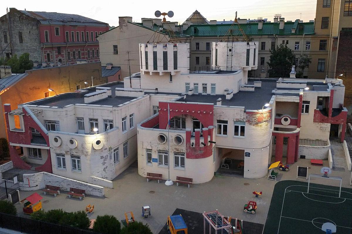 Детский сад в переулке Джамбула
