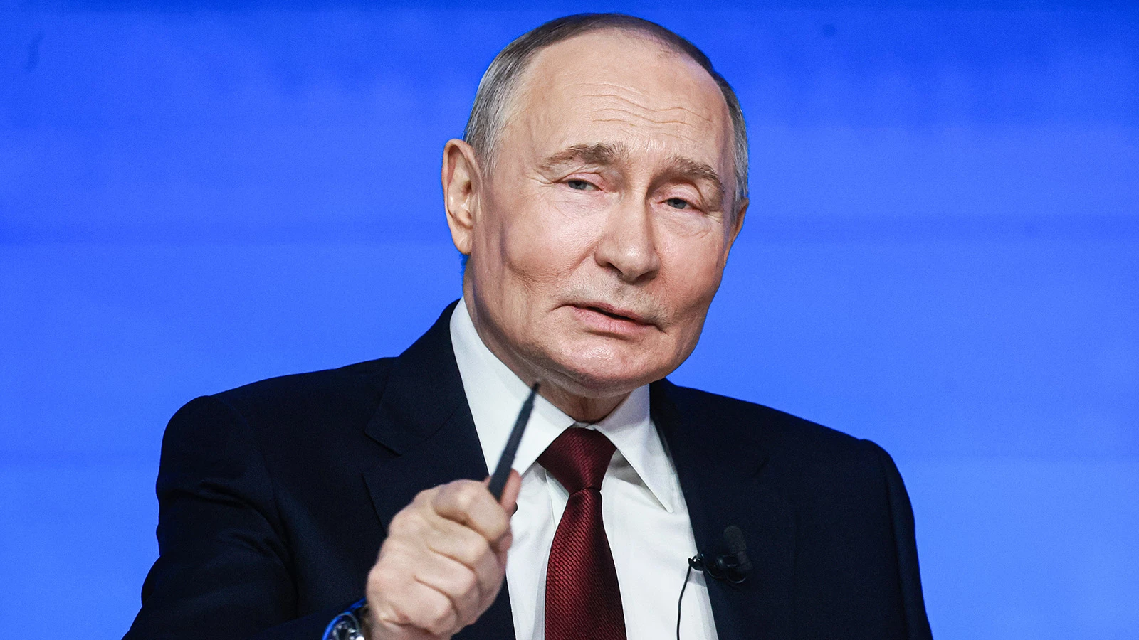 Президент России Владимир Путин во время программы «Итоги года» в Гостином дворе