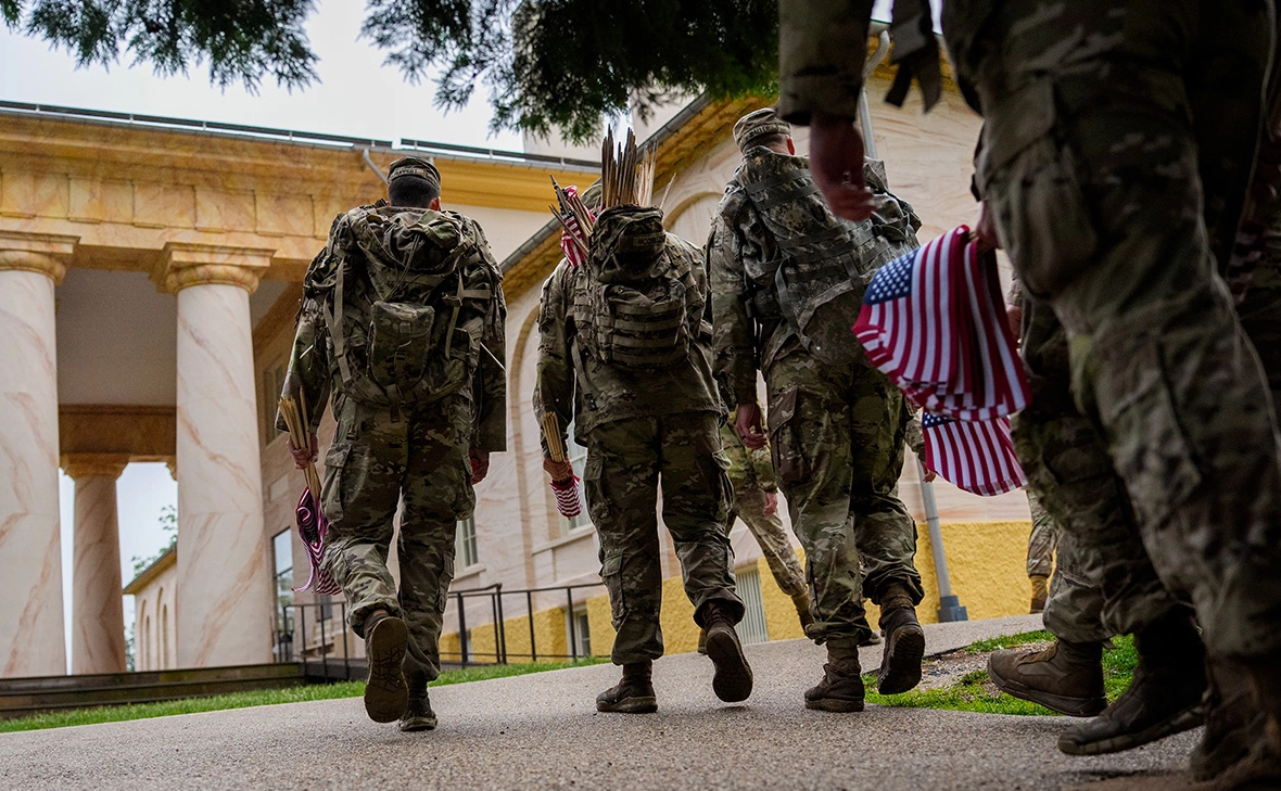 Andrew Harnik / Getty Images