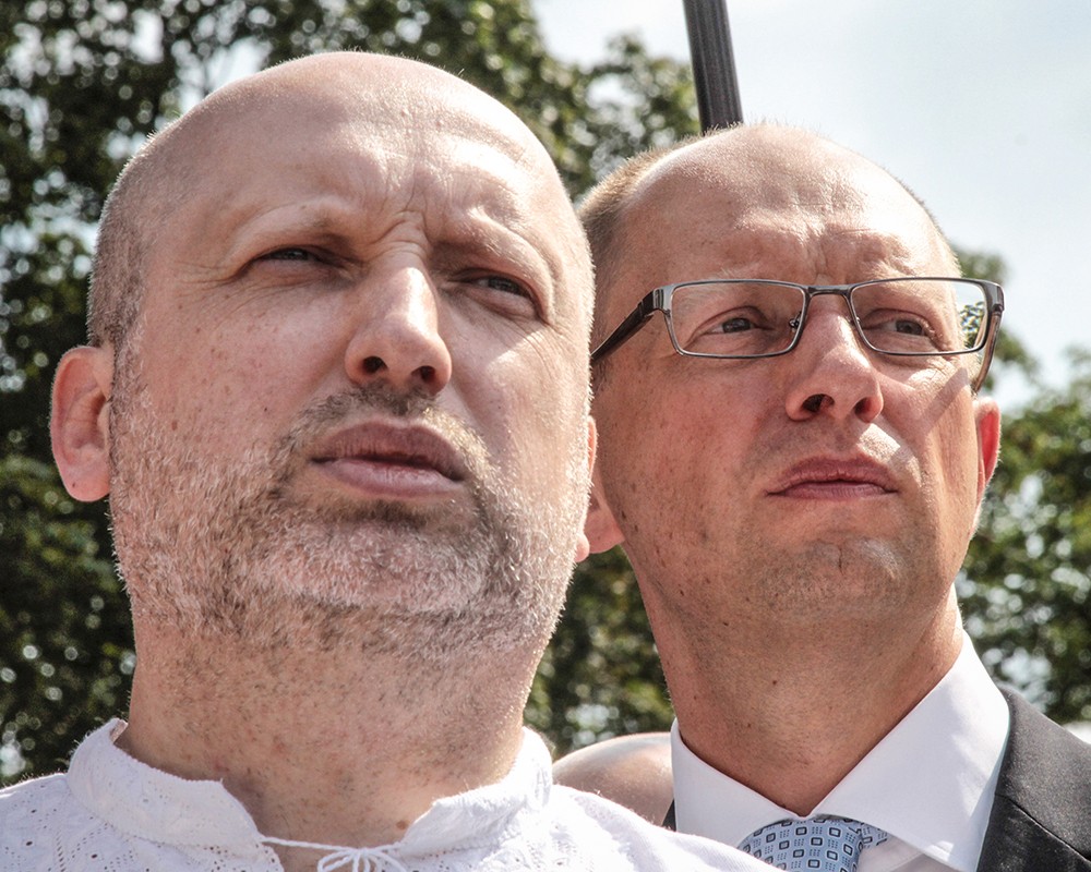 Александр Турчинов (слева) и Арсений Яценюк