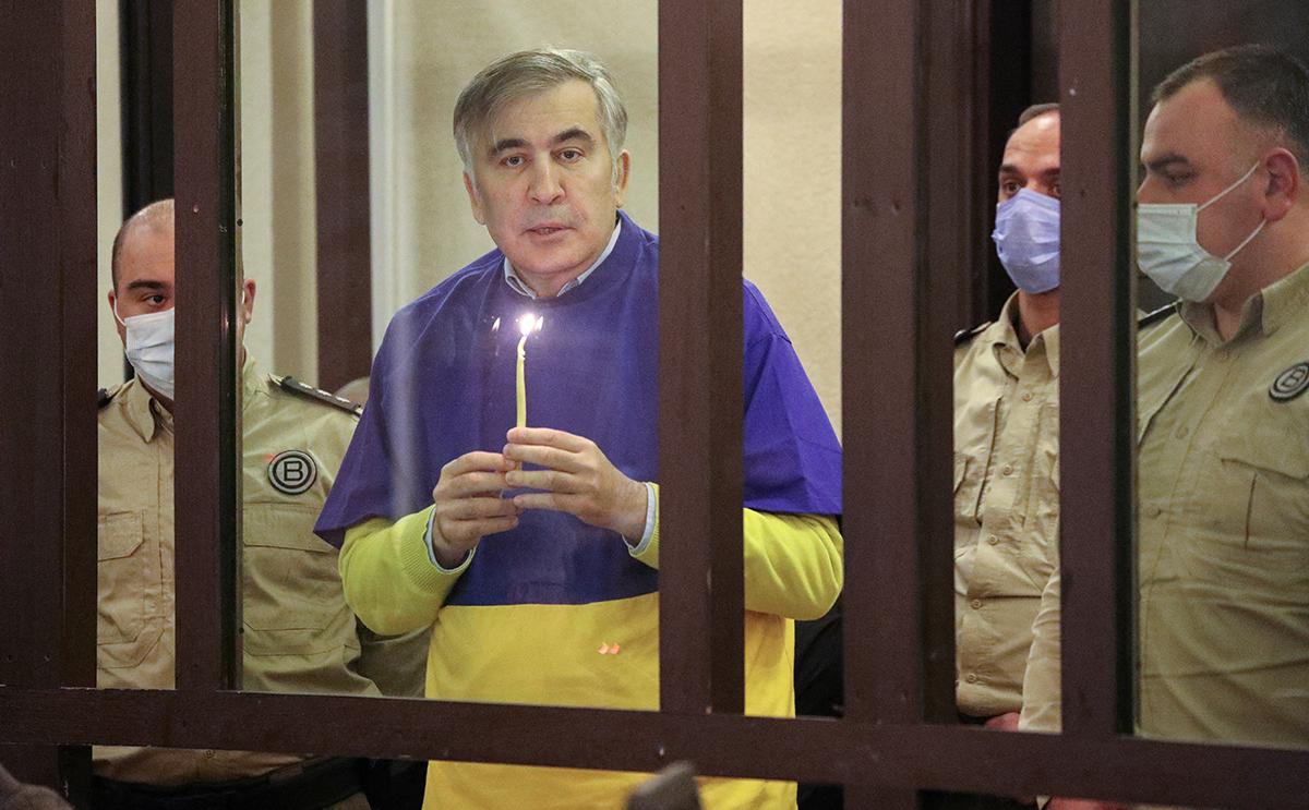 Мать Саакашвили заявила, что в его организме нашли ртуть"/>













