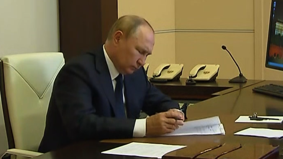 Путин призвал «как можно скорее» ликвидировать пожары в Рязанской области