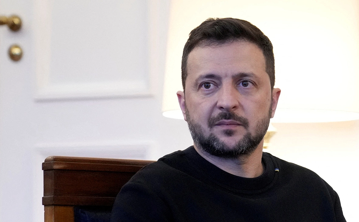 Ebrahim Noroozi / Reuters