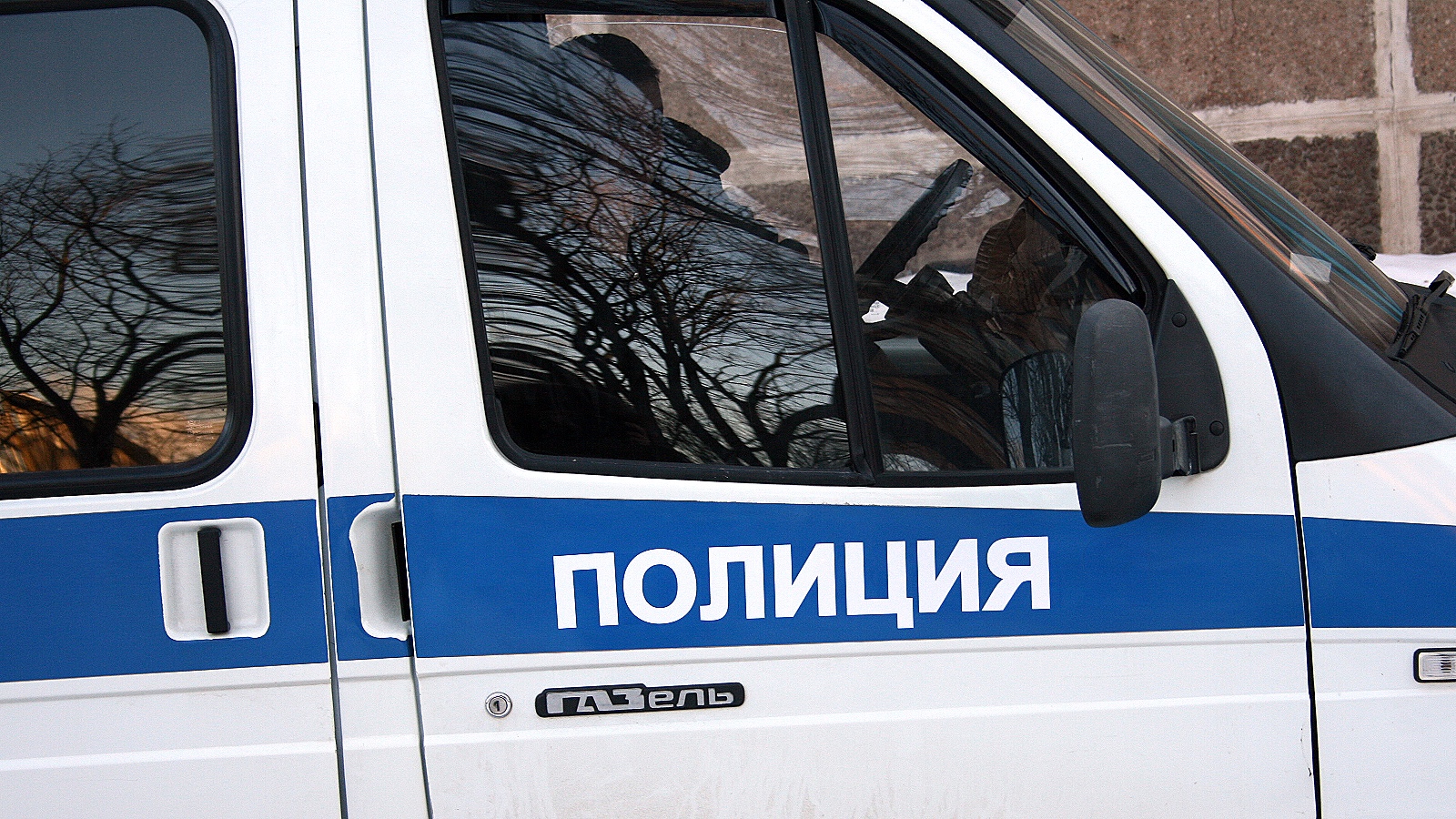 В Уфе установили личность мужчины, жестоко избившего в лифте собаку