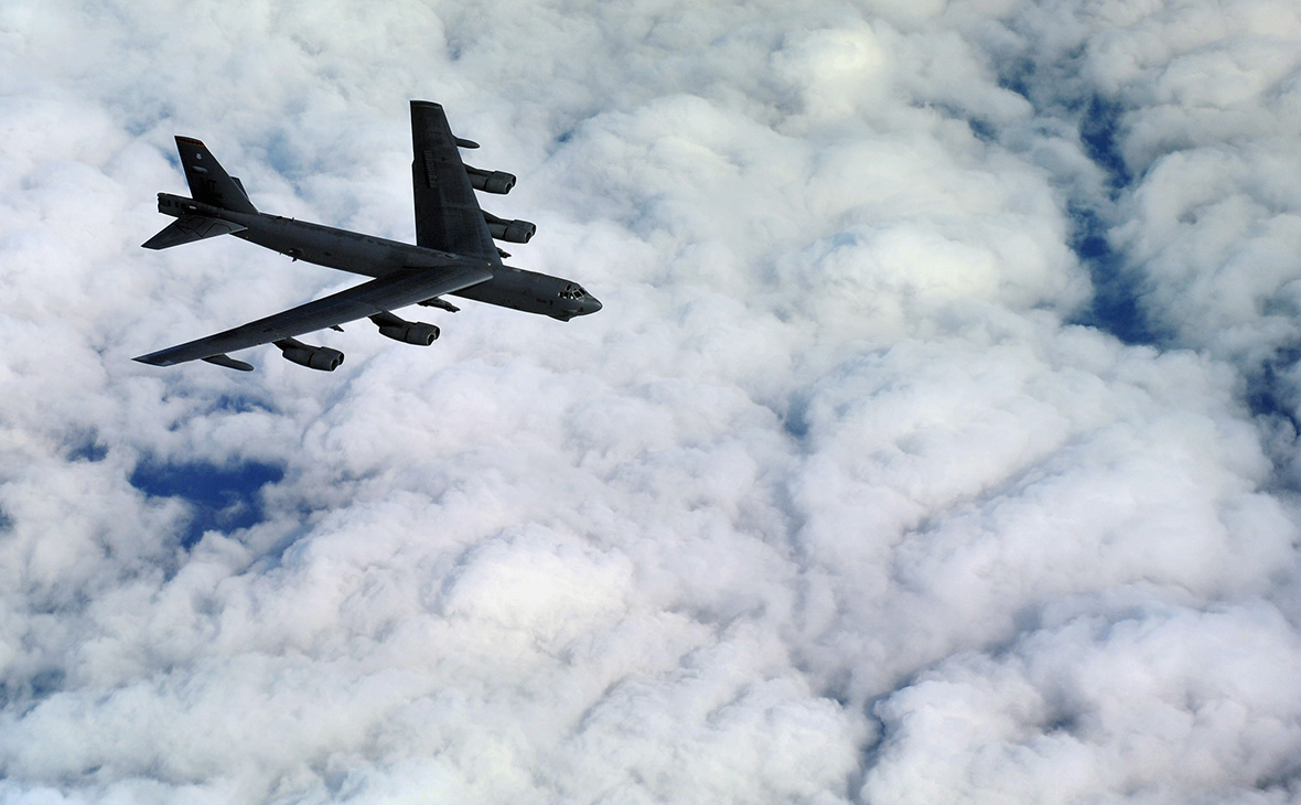 Американский стратегический бомбардировщик Boeing B-52 Stratofortress