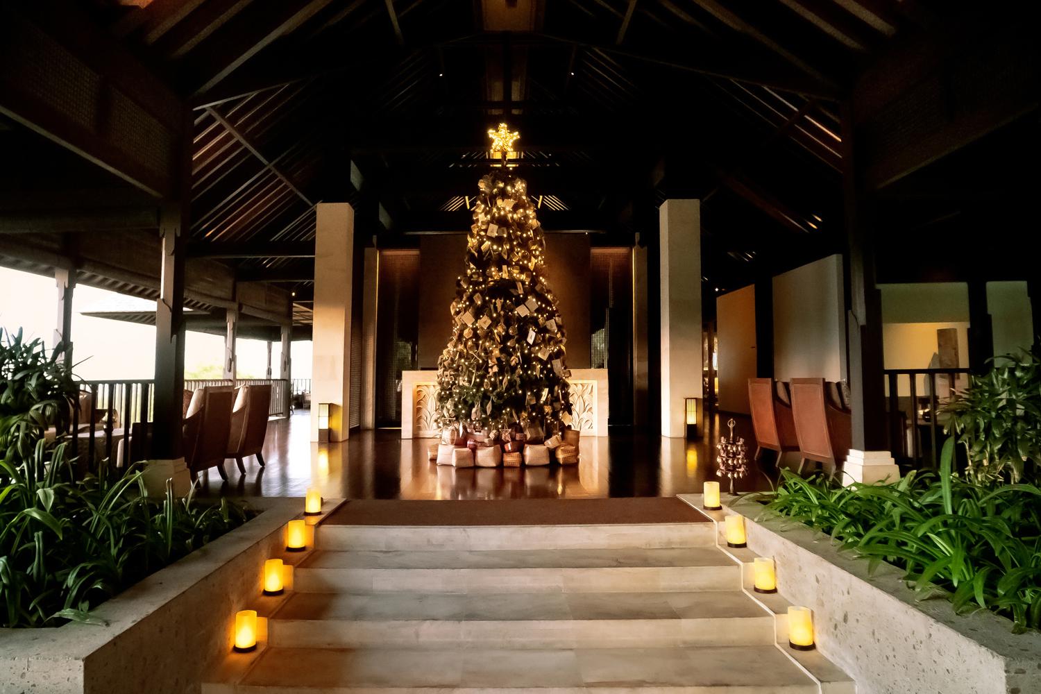 Лобби отеля Raffles Bali