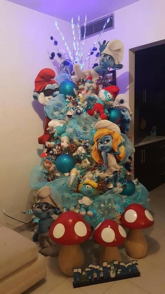 Елка из мягких игрушек