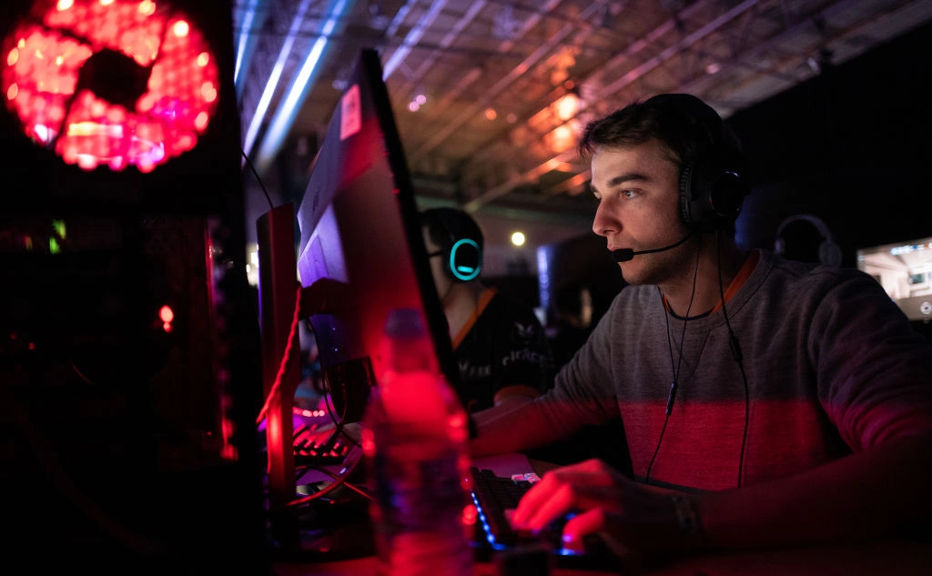 Leon Neal / Getty Images