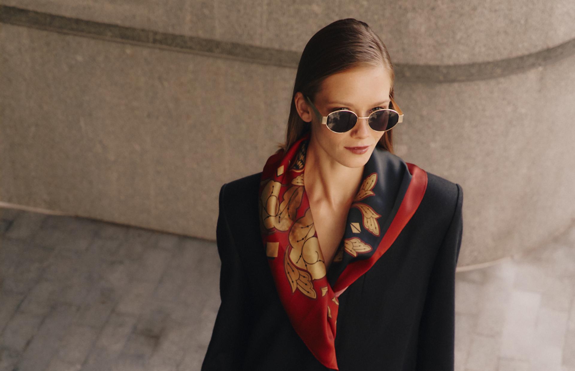 Коллаборация бренда «Хохлома» с дизайнером Аленой Ахмадуллиной