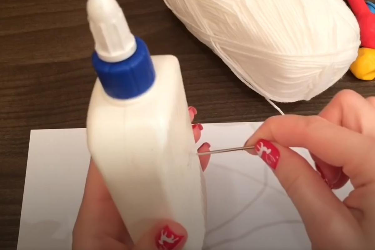 Как сделать новогодний шар из ниток