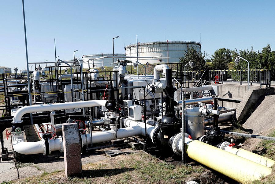 Bernadett Szabo / Reuters