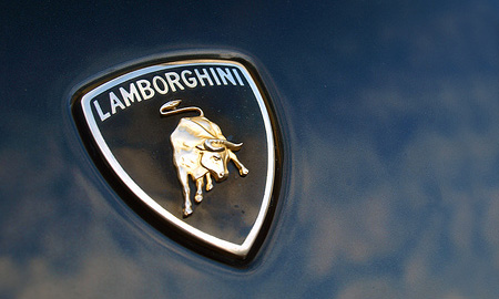 Новый Lamborghini Aventador будет двухместным