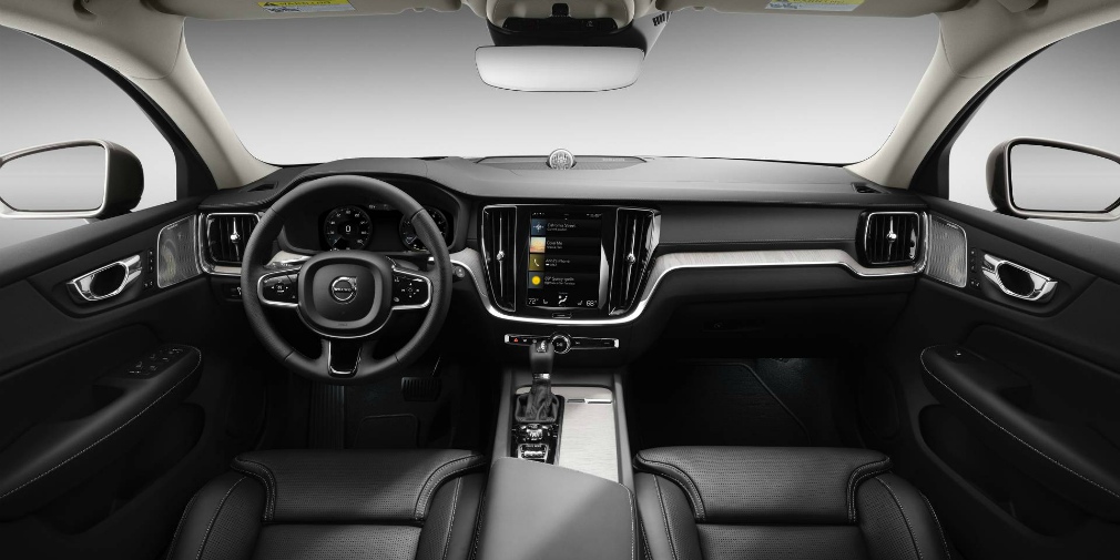 Volvo представила универсал V60 нового поколения