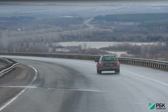 Из бюджета РТ выделят полмиллиарда рублей на ямочный ремонт дорог Казани