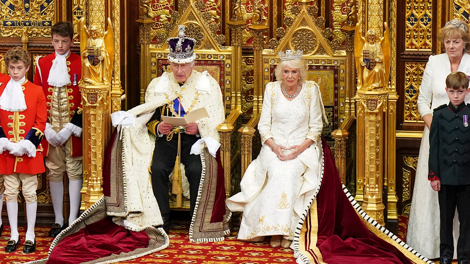 <p>Король Карл III и королева&nbsp;Камилла на церемонии открытия парламента в Вестминстерском дворце, 7 ноября 2023 года</p>