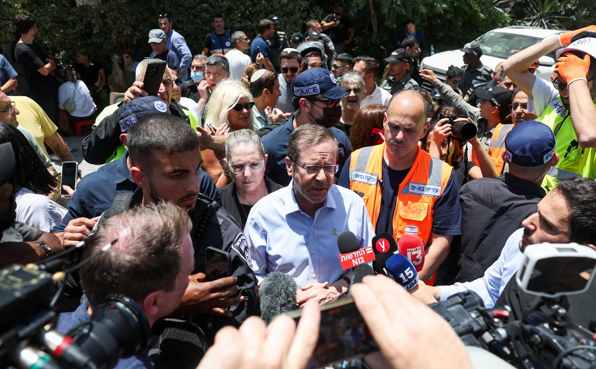 Ronen Zvulun / Reuters