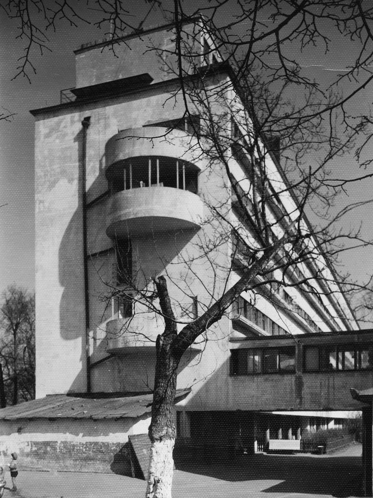 Жилой дом Наркомфина. 1963 год
