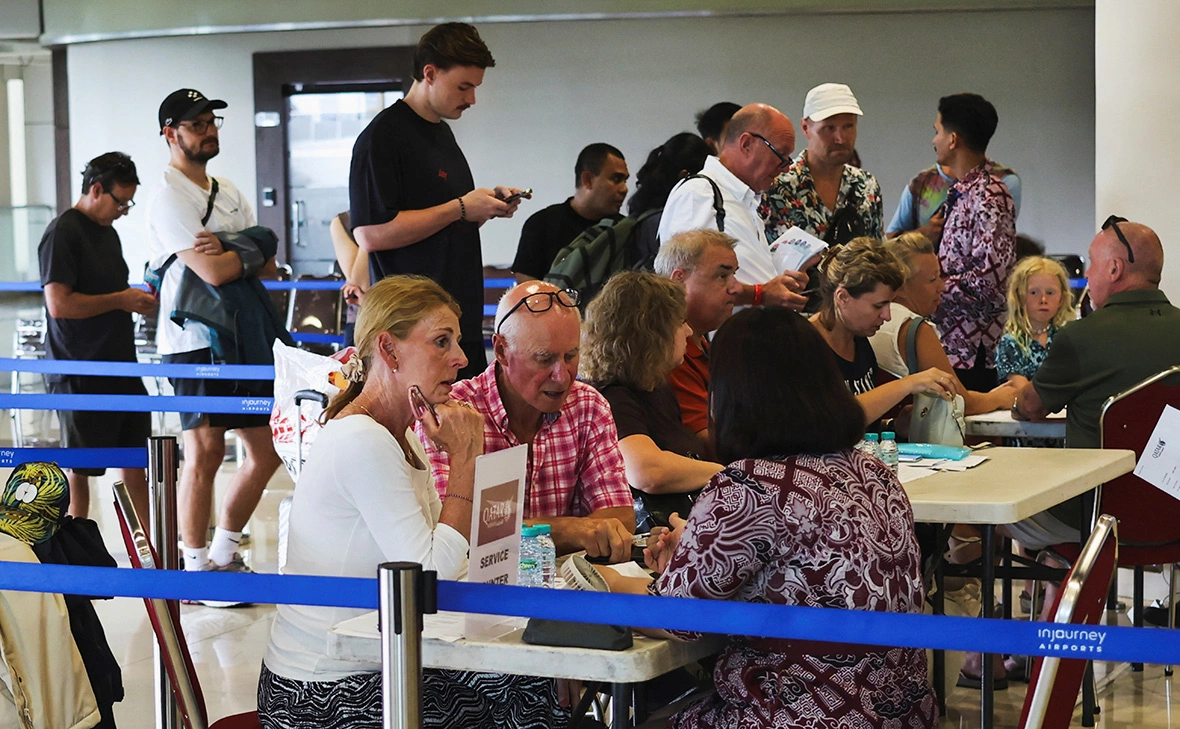 Johannes Christo / Reuters