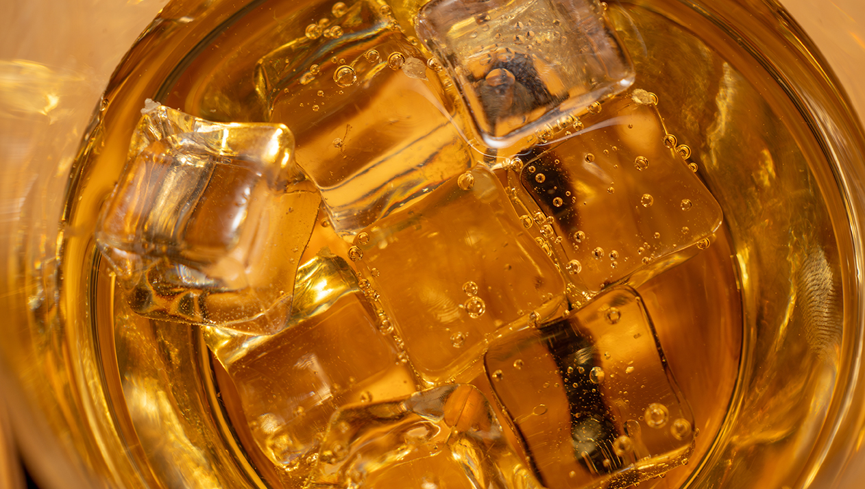 От мескаля до настойки: какие крепкие напитки понравились экспертам