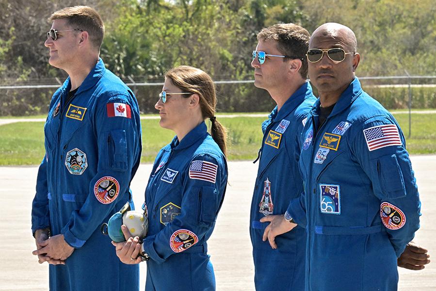 Steve Nesius / Reuters