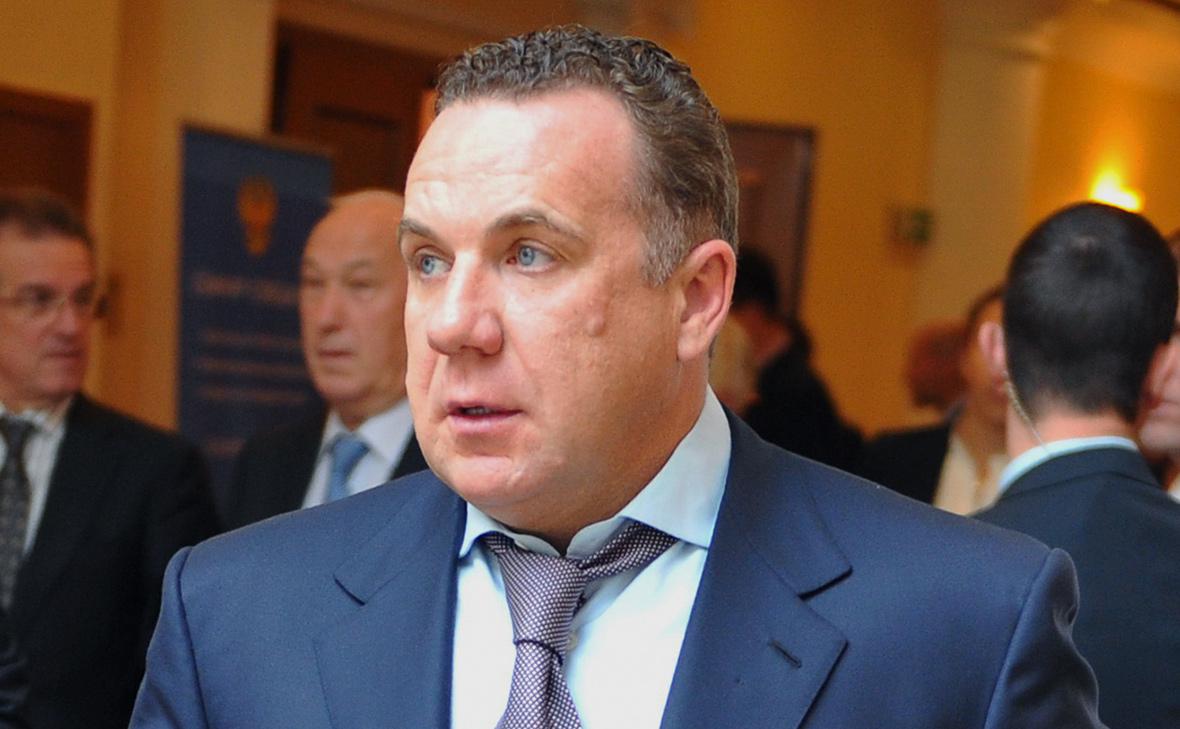 Покойному экс-мэру Саратова предъявили обвинение в мошенничестве