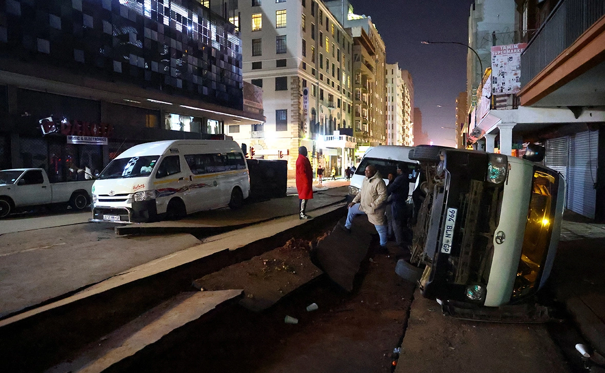 Siphiwe Sibeko / Reuters