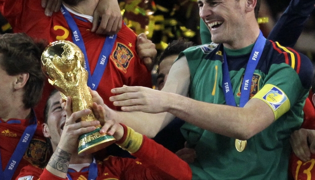 Испания ликует: чемпионы Европы стали чемпионами мира!