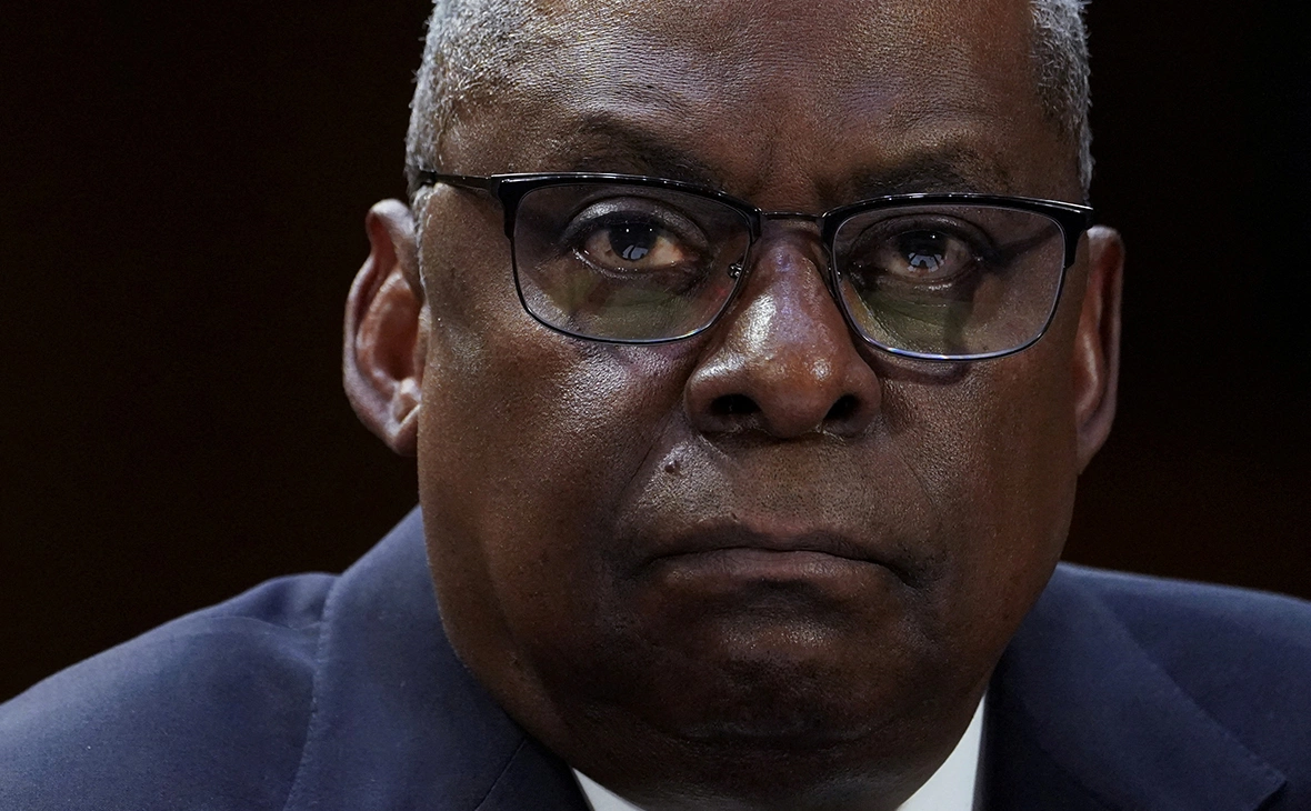 Kevin Lamarque / Reuters