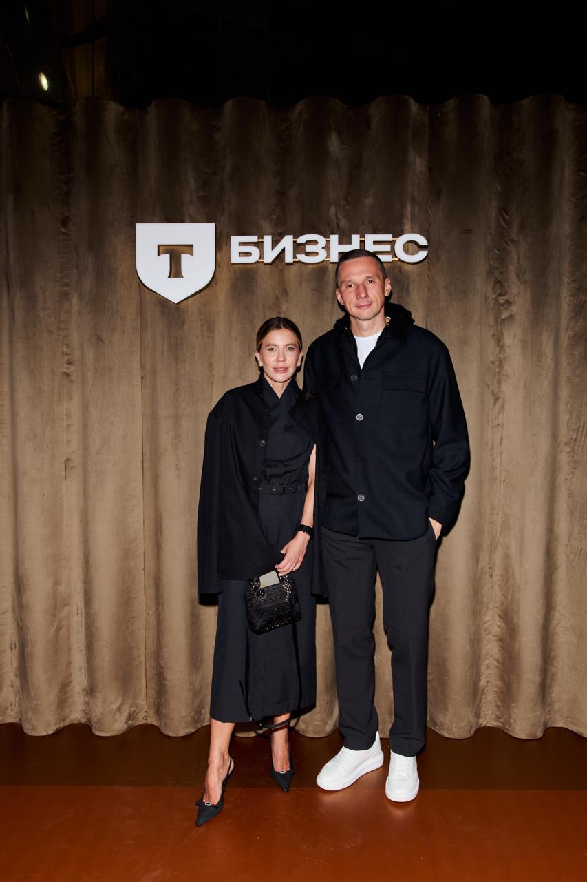 Елена и Антон Пинские