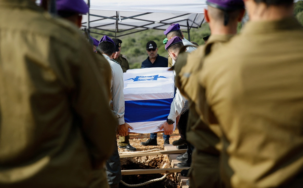 Shir Torem / Reuters