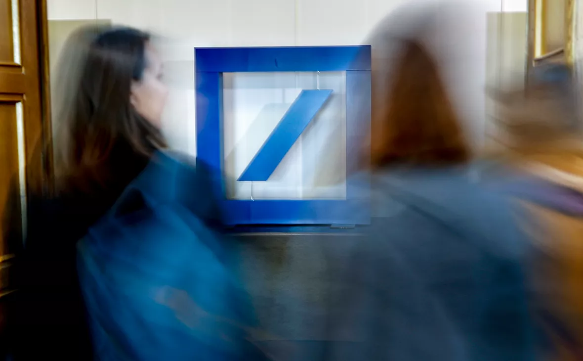 Kai Pfaffenbach / Reuters