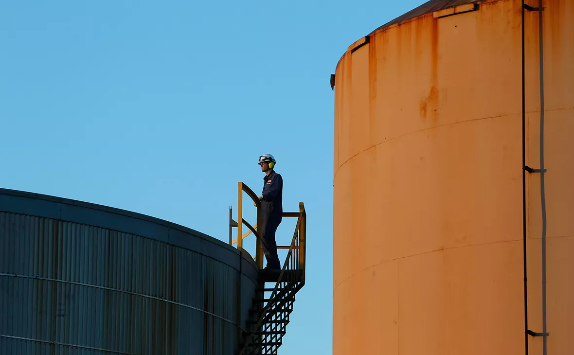 Mick Tsikas / Reuters