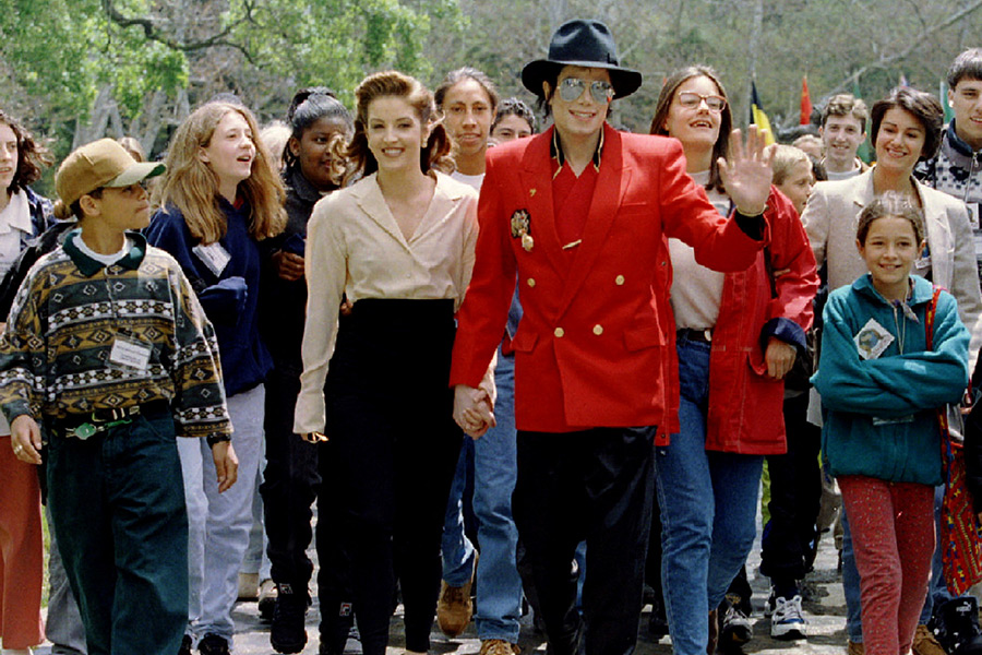 Лиза Мари Пресли и ее муж&nbsp;Майкл Джексон, 1995