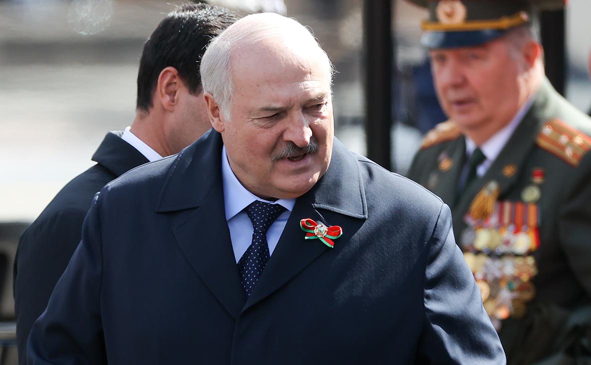 Лукашенко решил не отменять белорусский парад Победы
