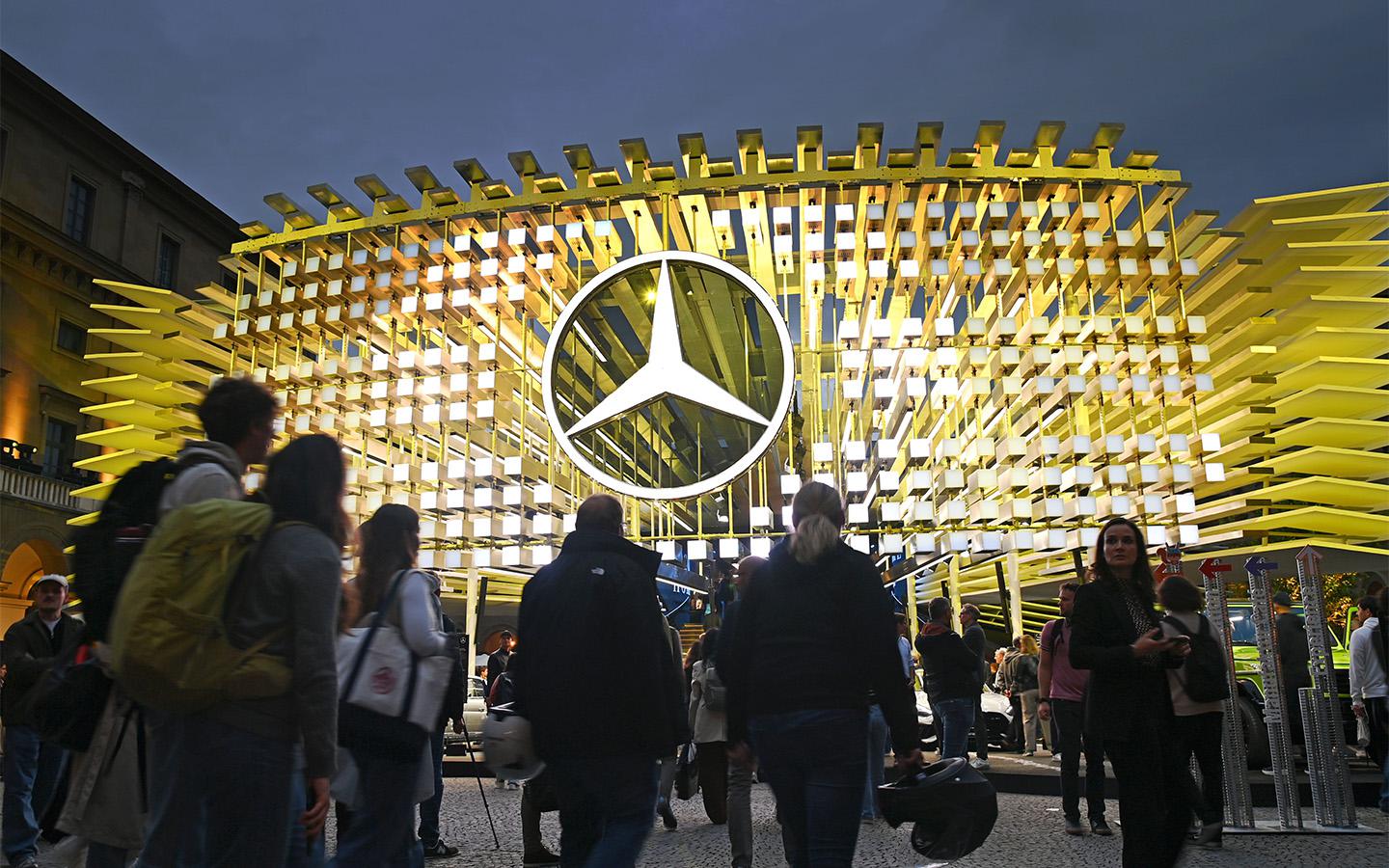 Mercedes-Benz подал заявку на регистрацию бренда в России. Что это значит