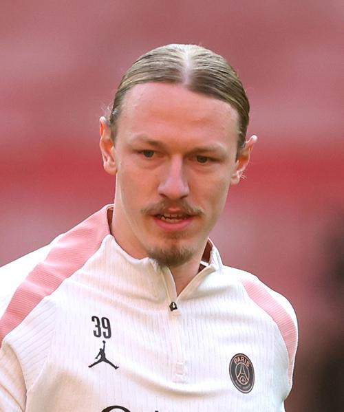 Матвей  Сафонов фото