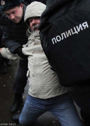 Протестные акции представителей оппозиционных партий в день выборов депутатов Госдумы РФ