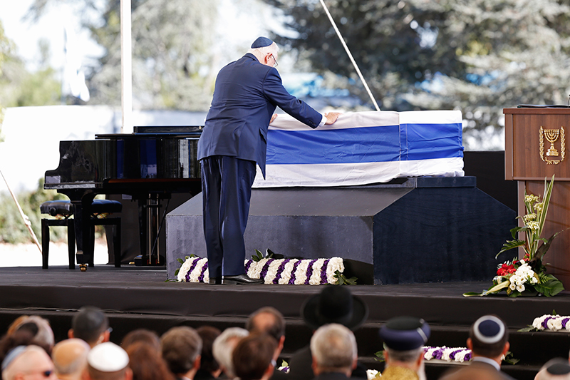 Президент Израиля Реувен Ривлин&nbsp;во время похорон Шимона Переса