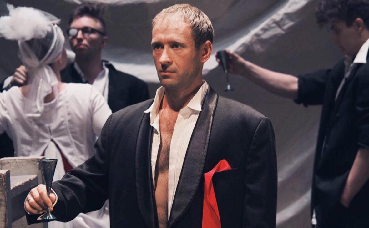 Сцена «Мельников» / VK