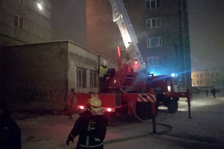 Один человек пострадал при взрыве газа в пятиэтажке в Мурманске