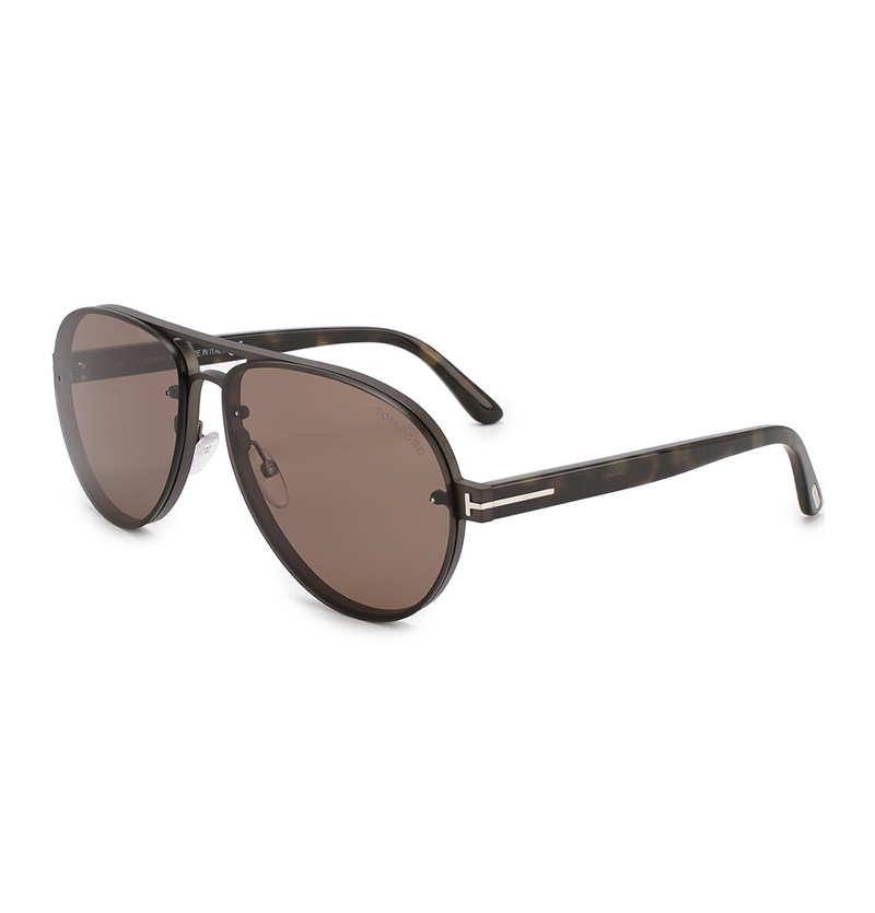 Мужские солнцезащитные очки Tom Ford (Третьяковский&nbsp;проезд), 34 500 руб.
