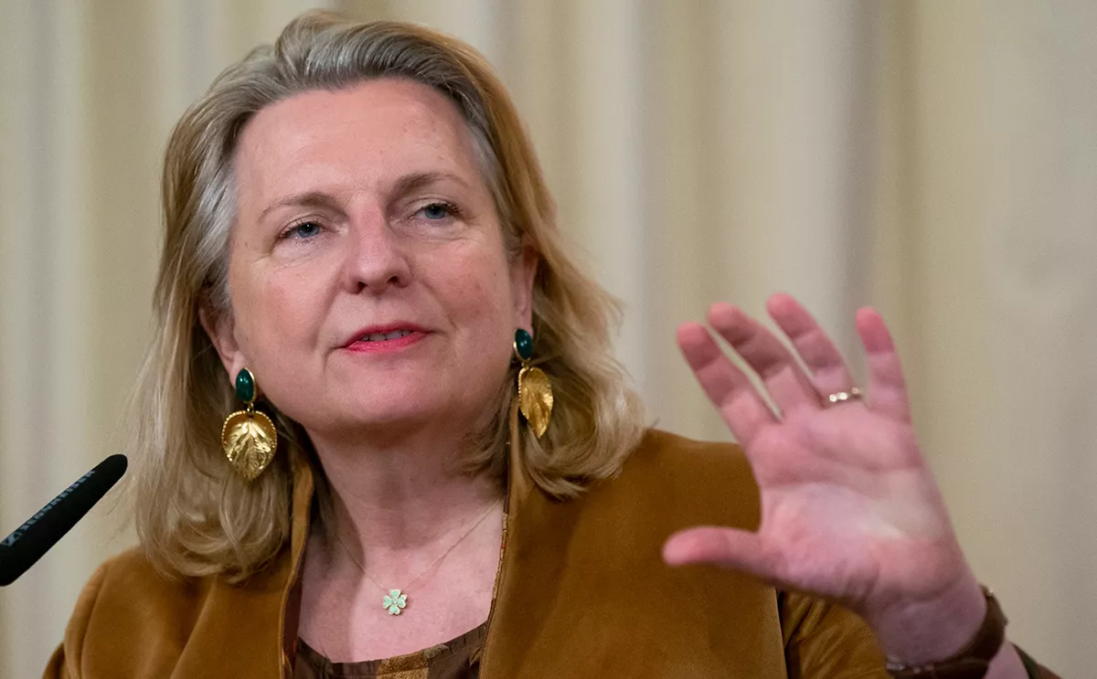 Александр Земляниченко / AP