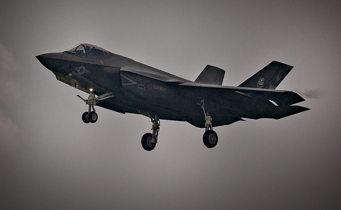 Ezra Acayan / Getty Images